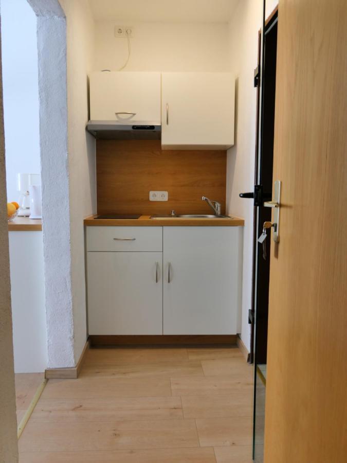 Ferienwohnungen Und Appartements - Haus Budinger Alf Exteriör bild