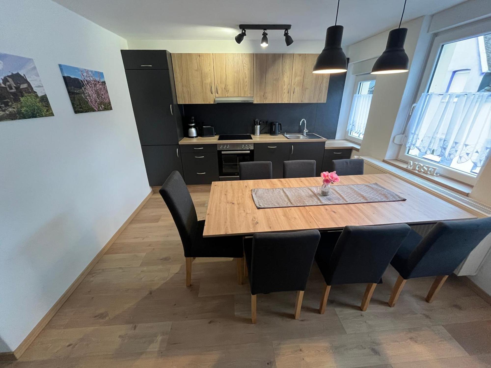 Ferienwohnungen Und Appartements - Haus Budinger Alf Exteriör bild